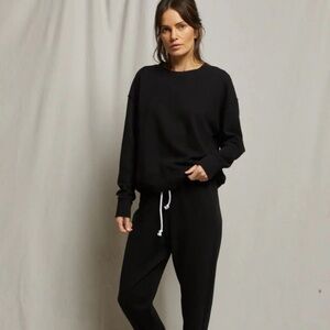 perfectwhitetee Black Sweatshirt